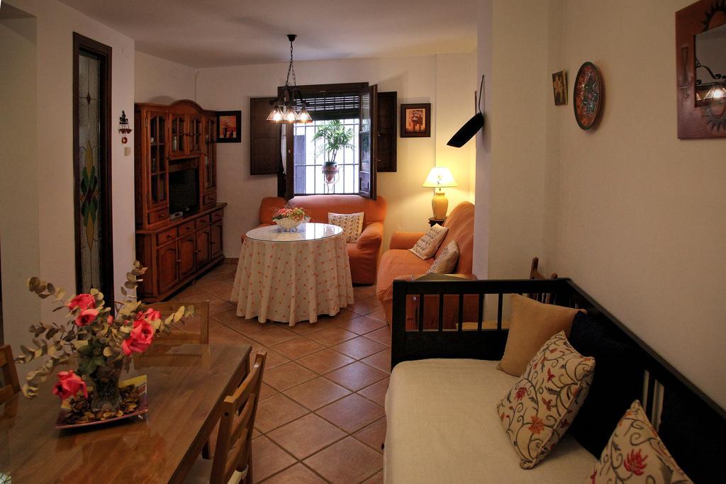 Casa Rural Azahar プリエゴ・デ・コルドバ 部屋 写真